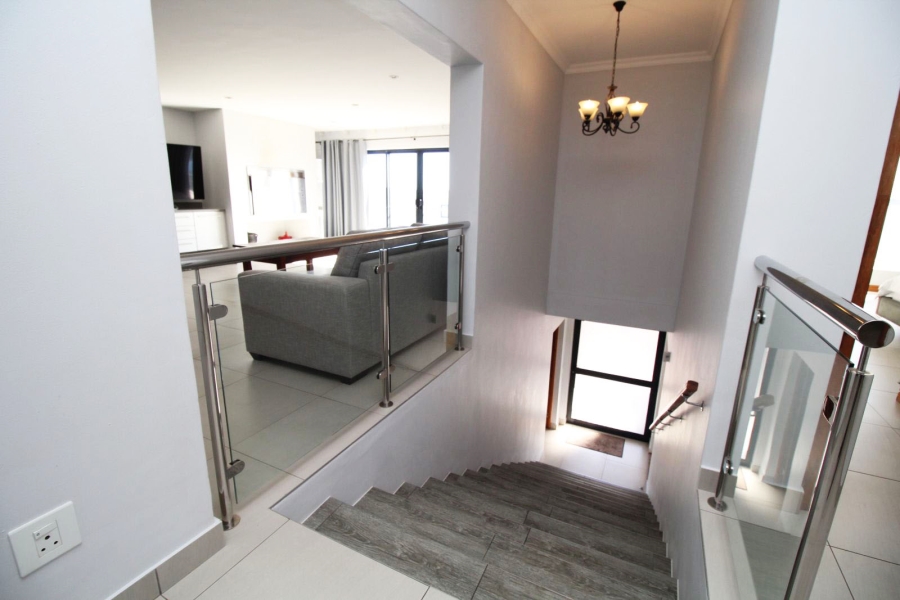 5 Bedroom Property for Sale in Calypso Beach Western Cape